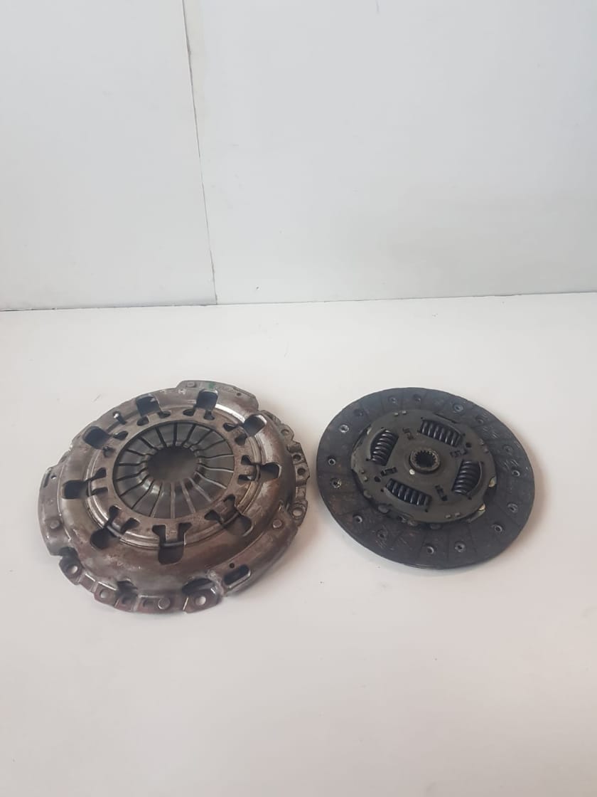 CLUTCH KIT 1.6L CLUTCH KIT 1.6L